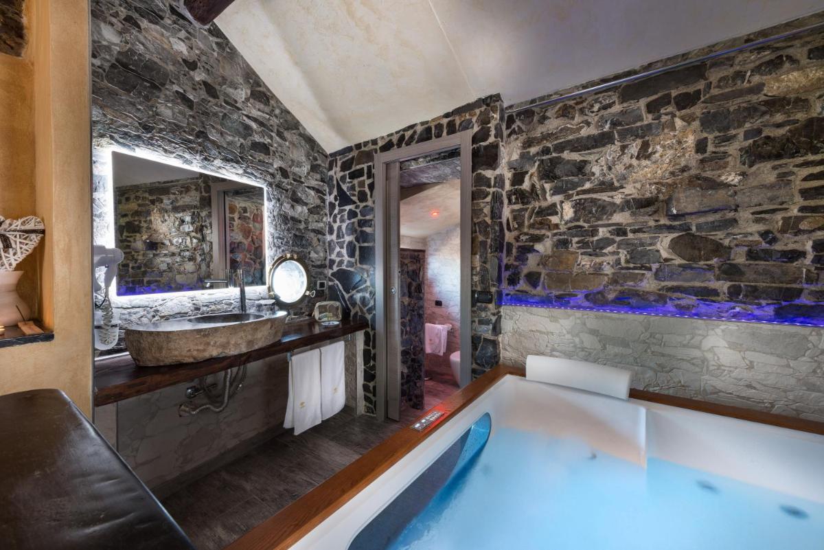 Stella Maris Resort - Housity