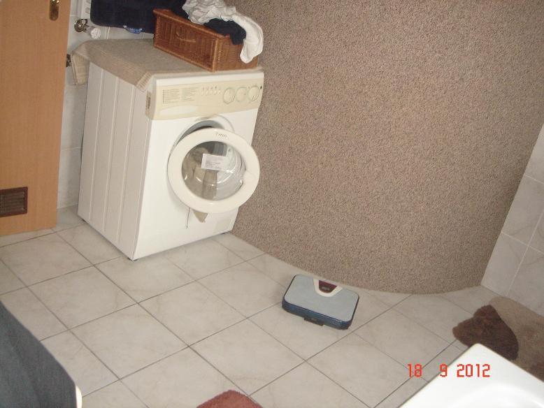 1st Floor Open'er Room - Housity
