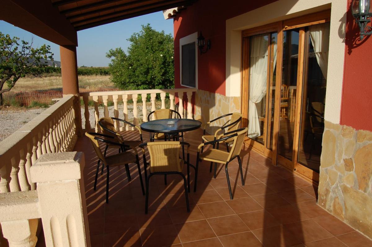Alojamientos Casa Ruiz - Housity