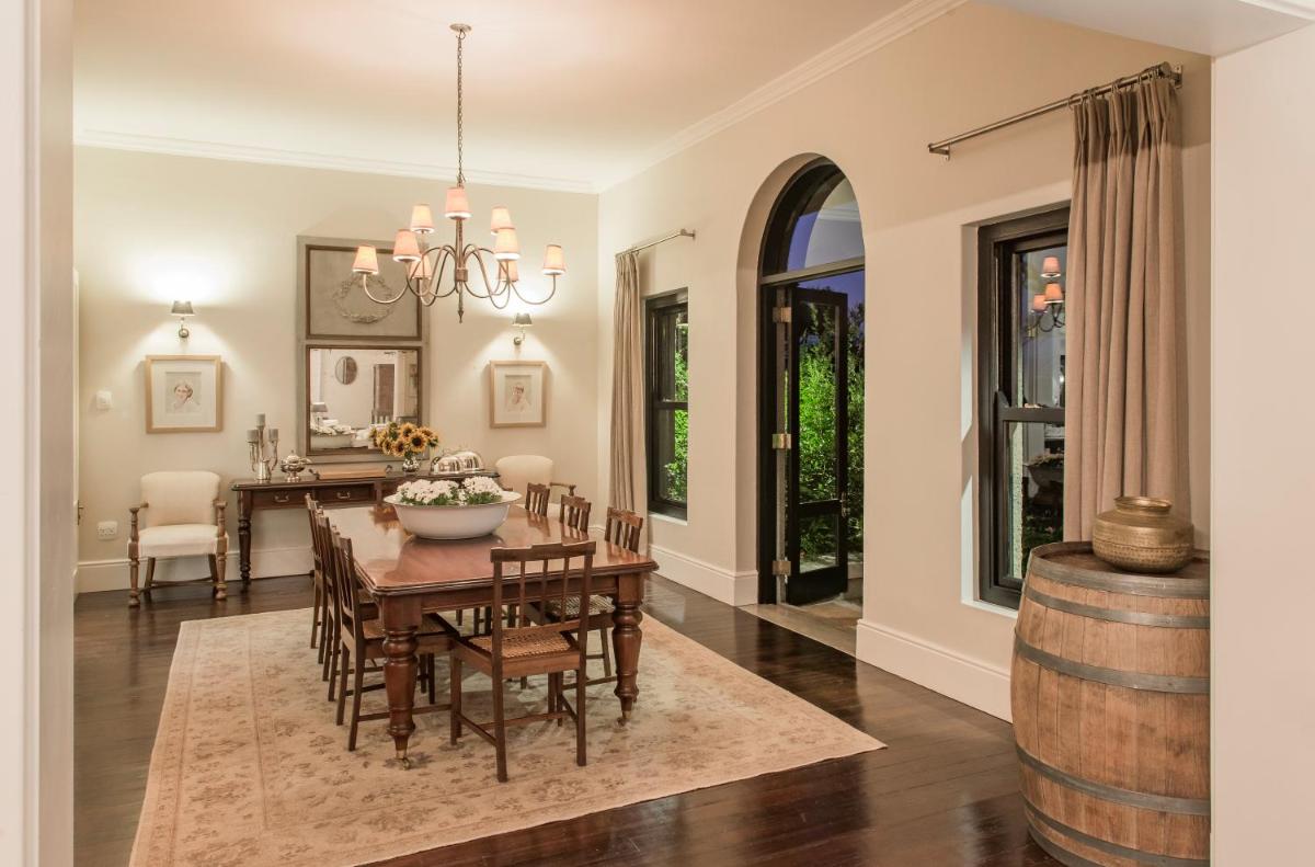 Torburnlea Homestead Luxury Accommodation - Housity
