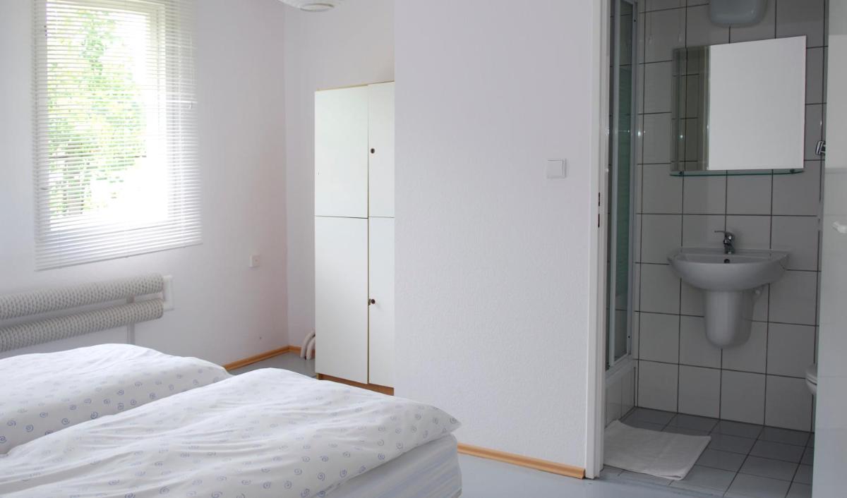 Pension Lenno we Wleniu - Housity