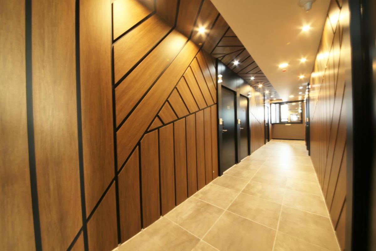 Premium Ava Hotel - Housity