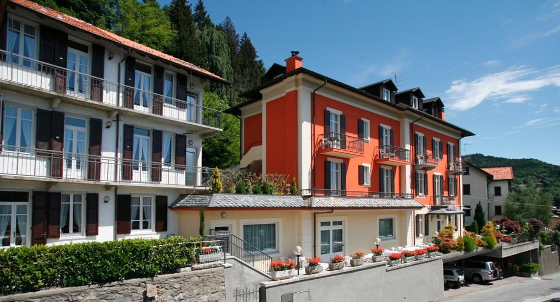 Hotel Villa Rosy - Housity