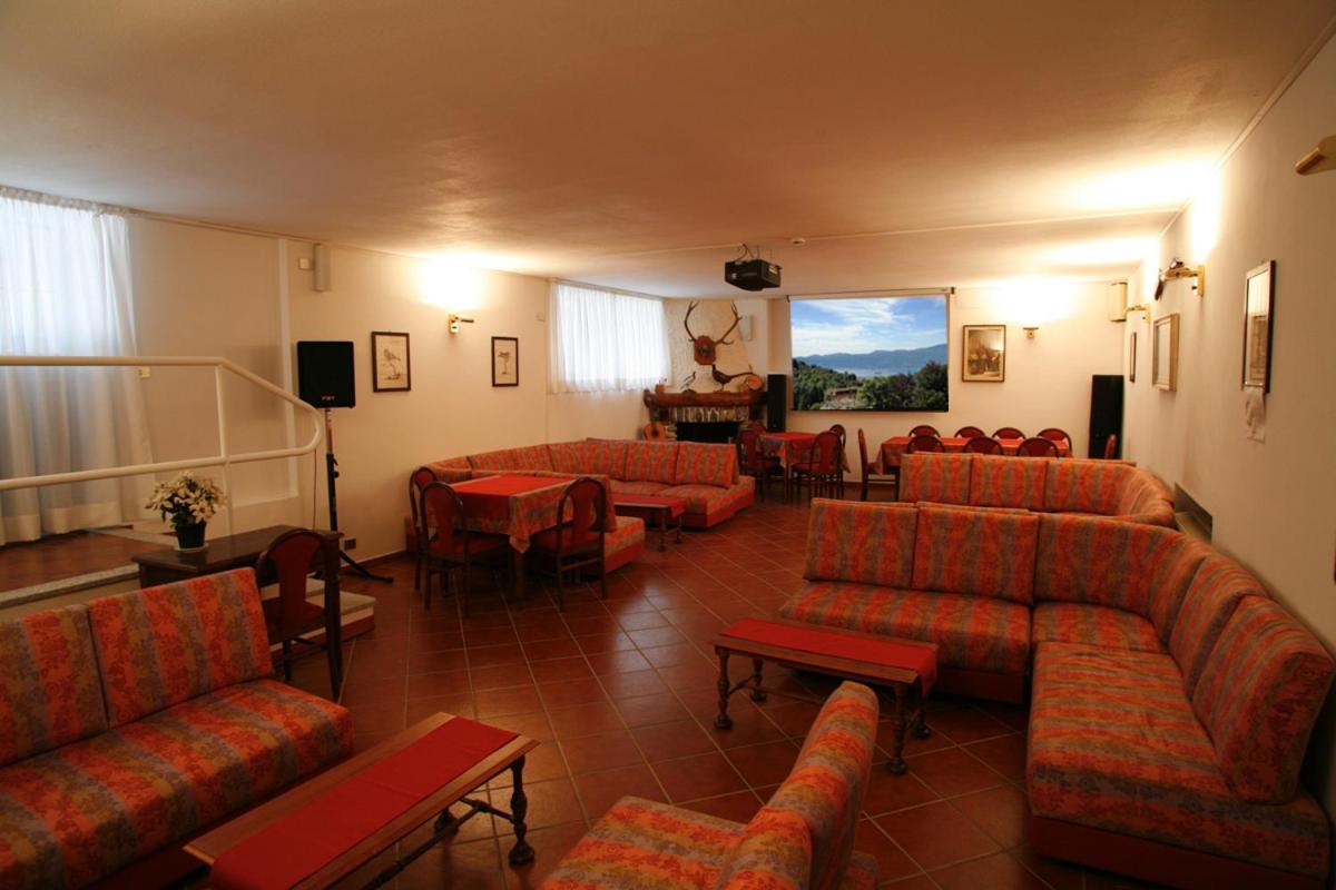 Hotel Villa Rosy - Housity