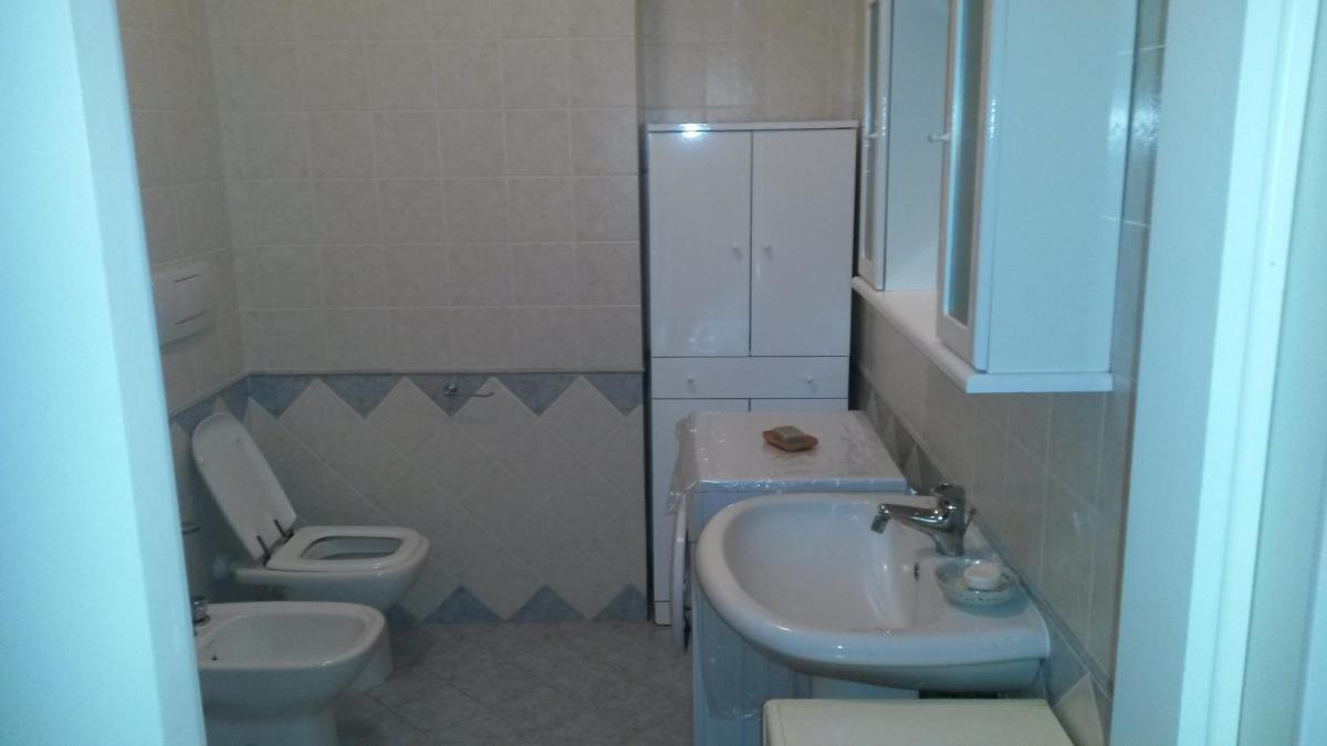Casa Gialla - Housity