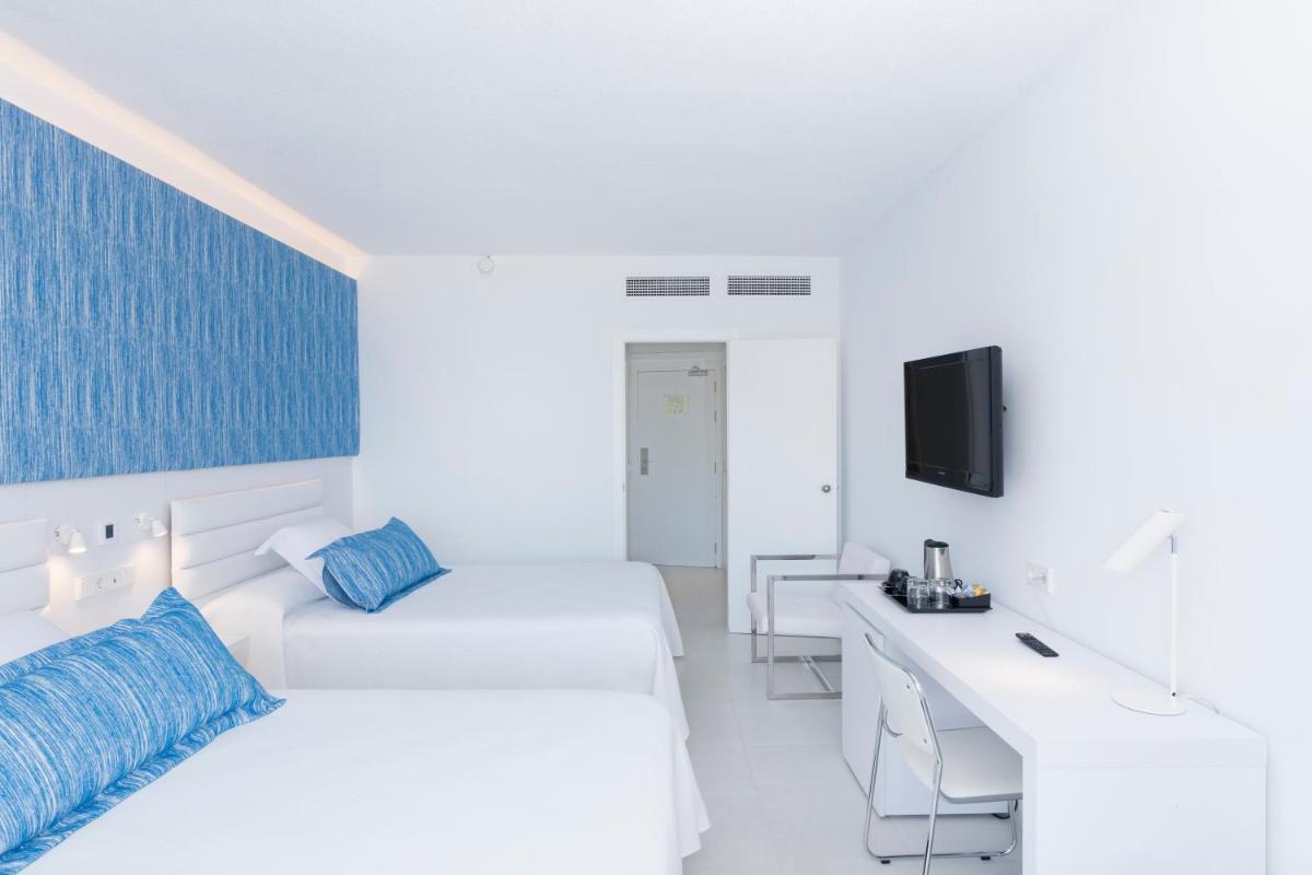 Cama o camas de una habitación en Reverence Mare Hotel - Adults Only