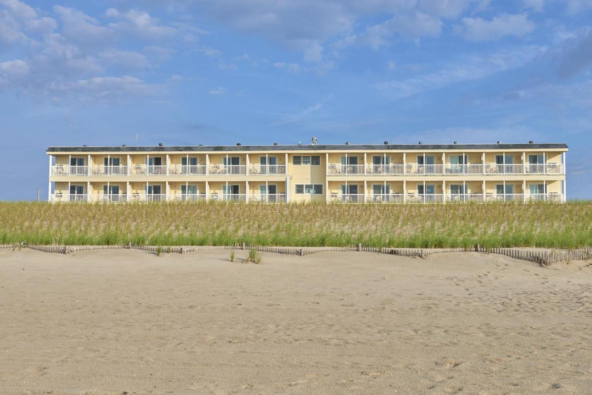 Drifting Sands Oceanfront Hotel - Housity