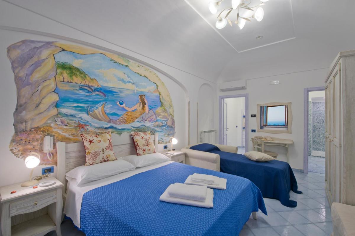 La Mela Blu - Housity