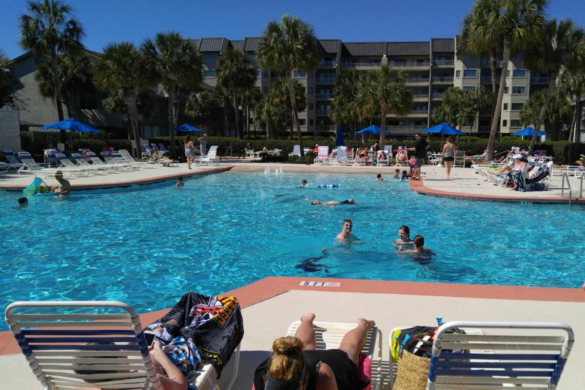 SHOREWOOD - Direct Oceanfront View - Nicest Beach Location - Housity