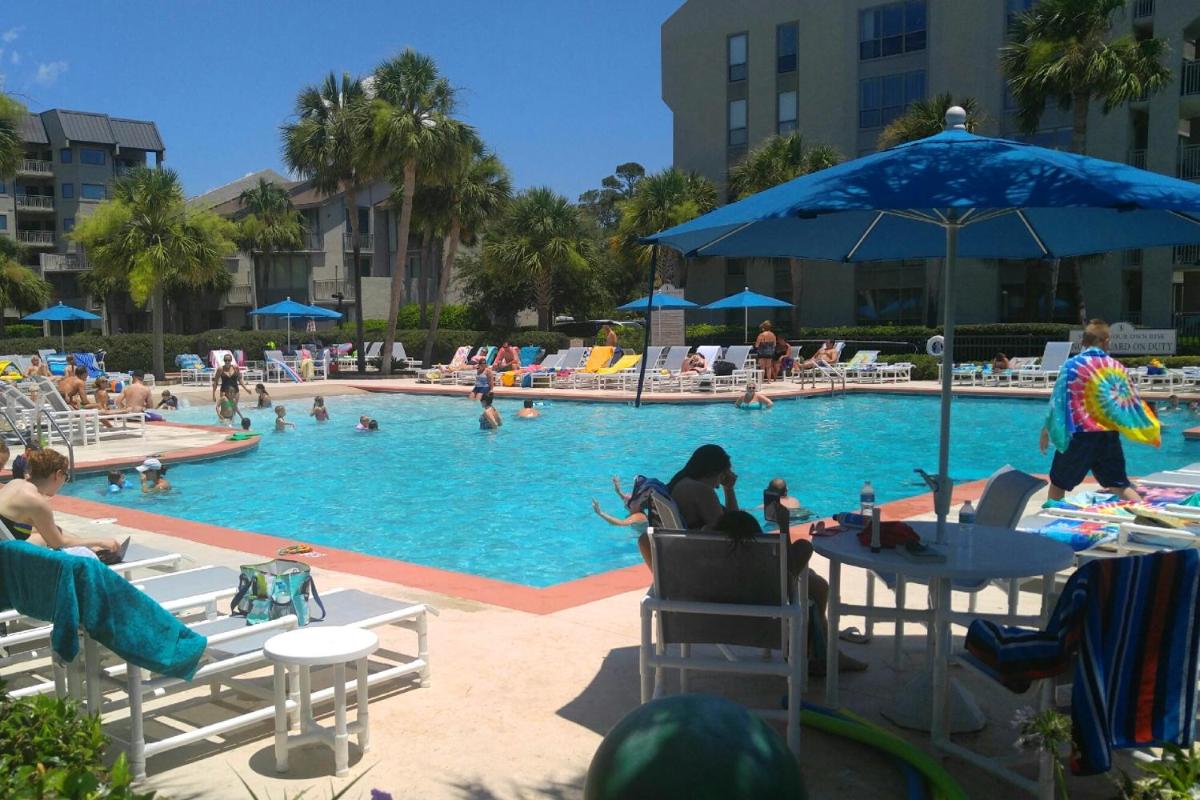 SHOREWOOD - Direct Oceanfront View - Nicest Beach Location - Housity