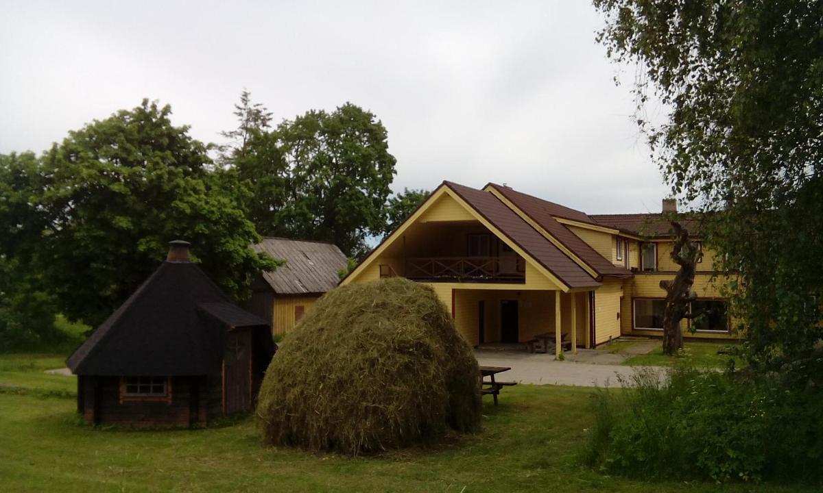 Kõrtsitalu külalistemaja - Housity