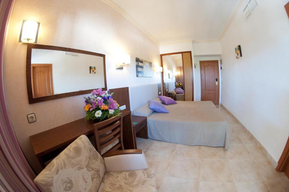 Zona de estar de Hotel Cala Gat