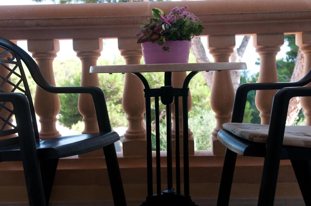 Un balcón o terraza de Hotel Cala Gat