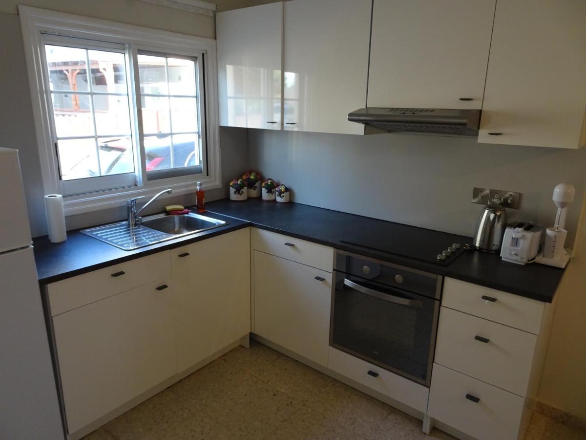 Maria Petros Beach Houses - Housity