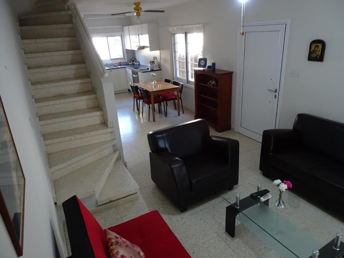 Maria Petros Beach Houses - Housity