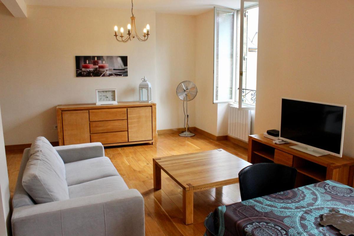 Un Joli Pied a Terre - Housity