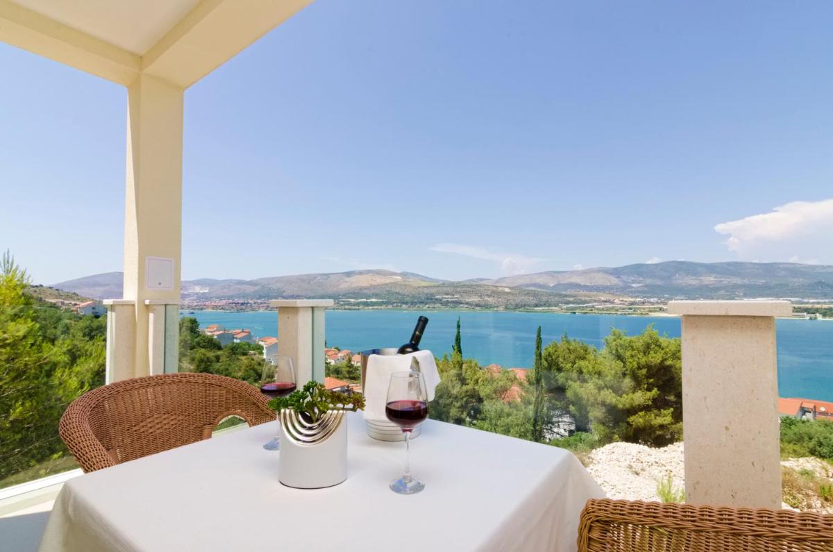 Luxury Villa Star Lights Trogir - heated pool, hot tub, gym, billiard - Housity