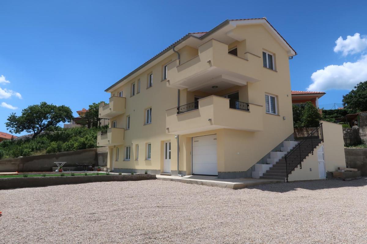 Suitetrails - Apartmani Marin