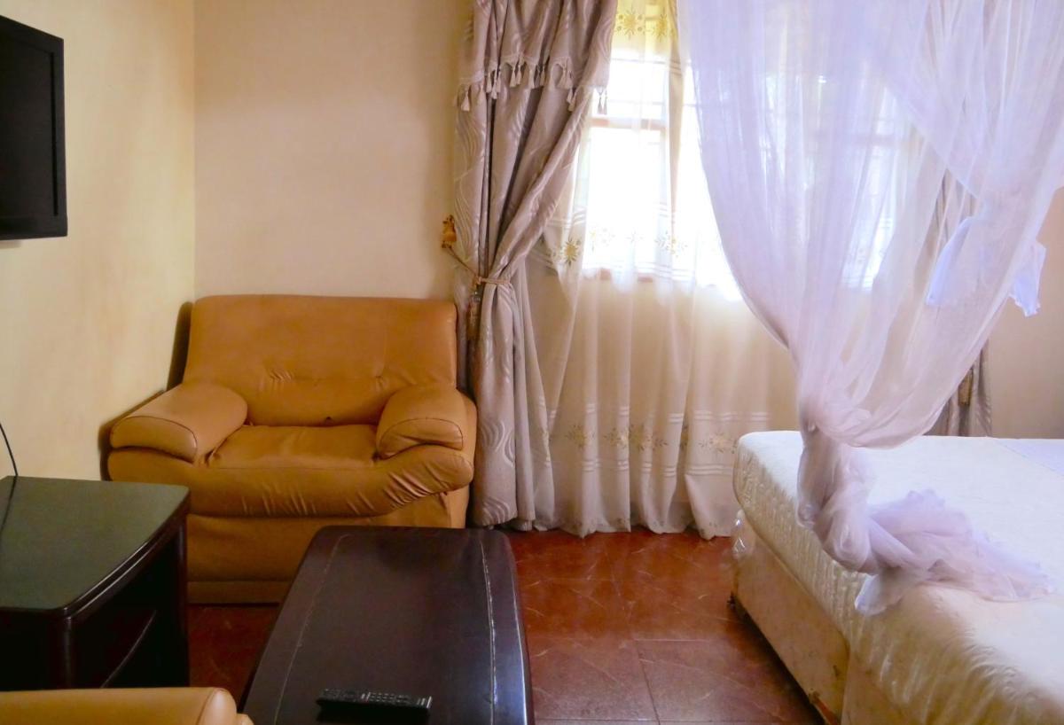 Hotel Acacia - Housity