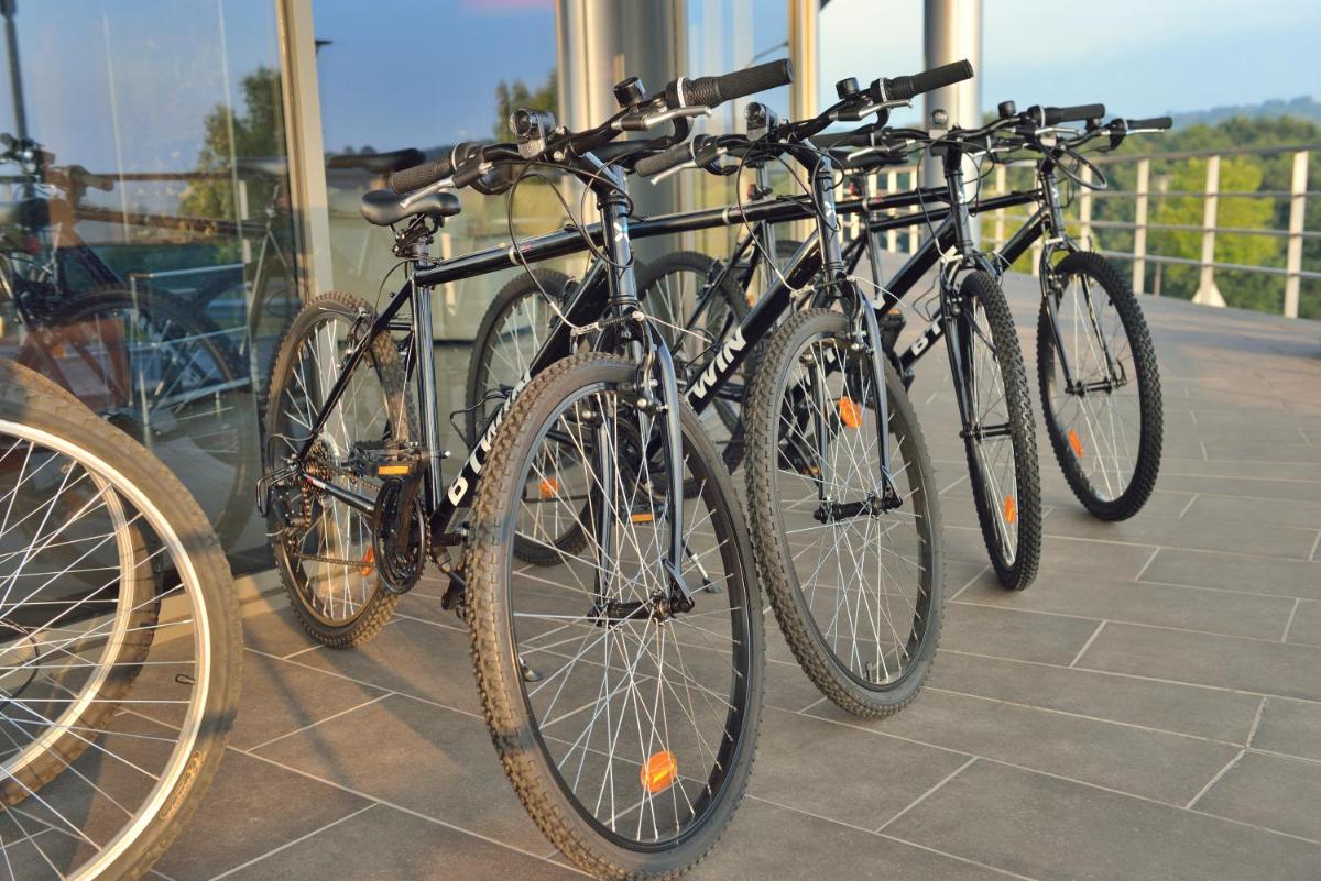 Montar en bicicleta en Hotel Spa Norat Torre Do Deza 4* Superior o alrededores