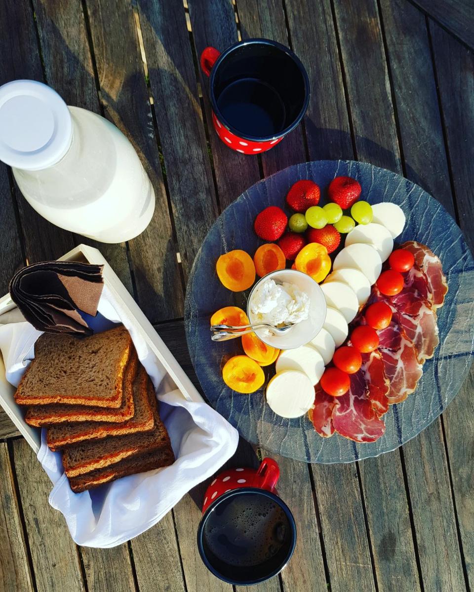 Rosa Bed and Breakfast - Housity