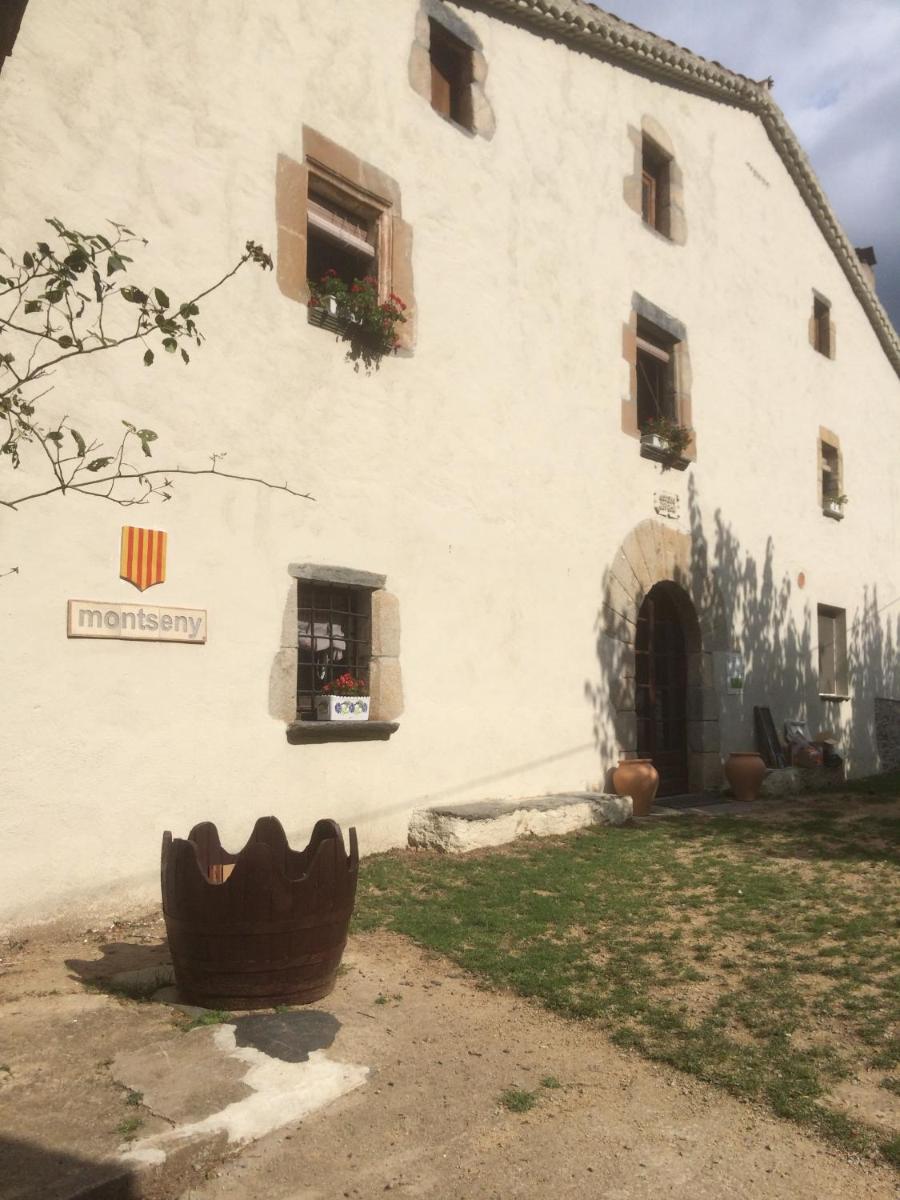 Hostal Sant Roc - Housity