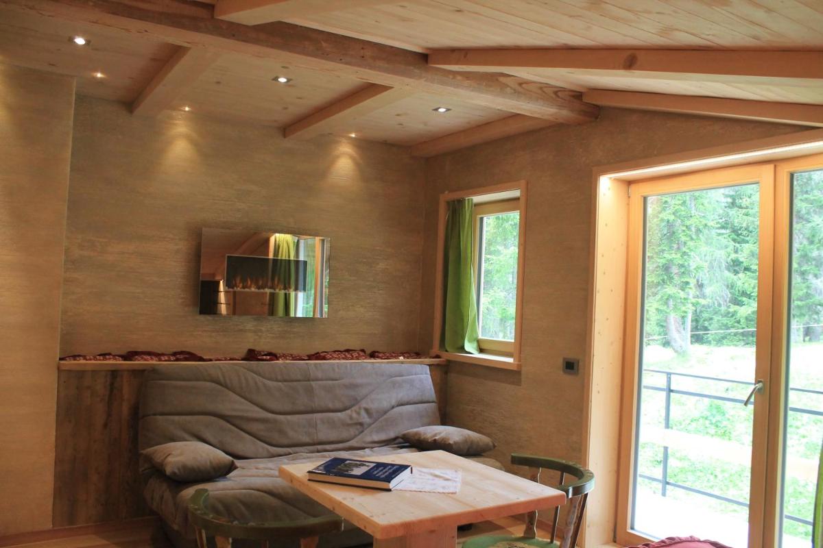 Albergo Chalet Lago Antorno - Housity
