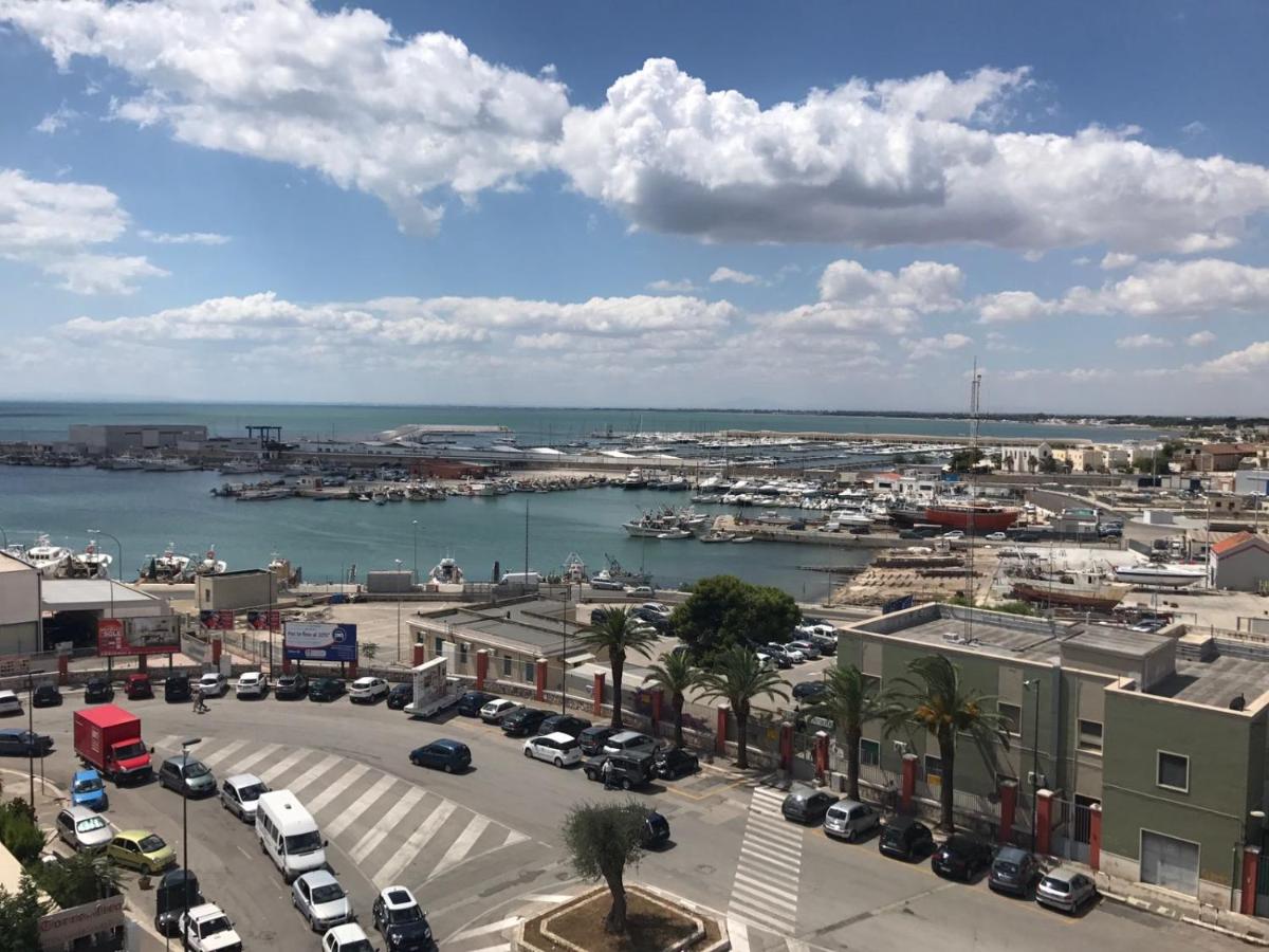B&B Piazza Marconi - Housity