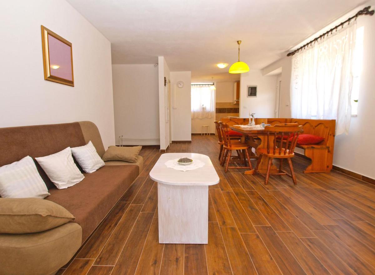 House Marcana 1156 - Housity