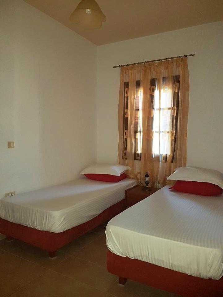 Maria's Apartments - Housity