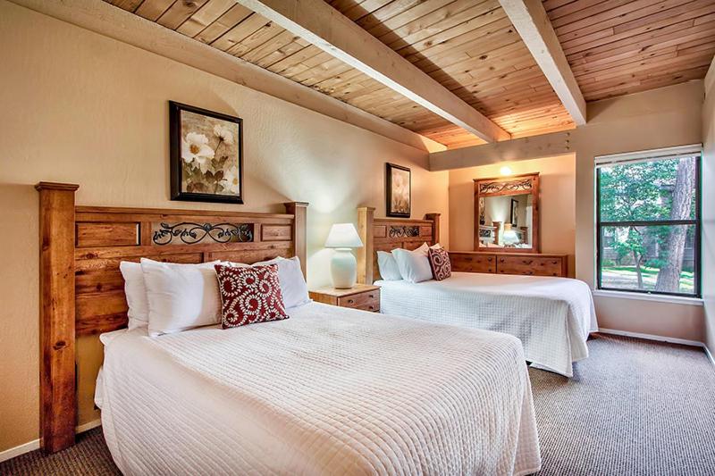 South Lake Tahoe Resort - Steps to Beach & Close to Heavenly - Housity