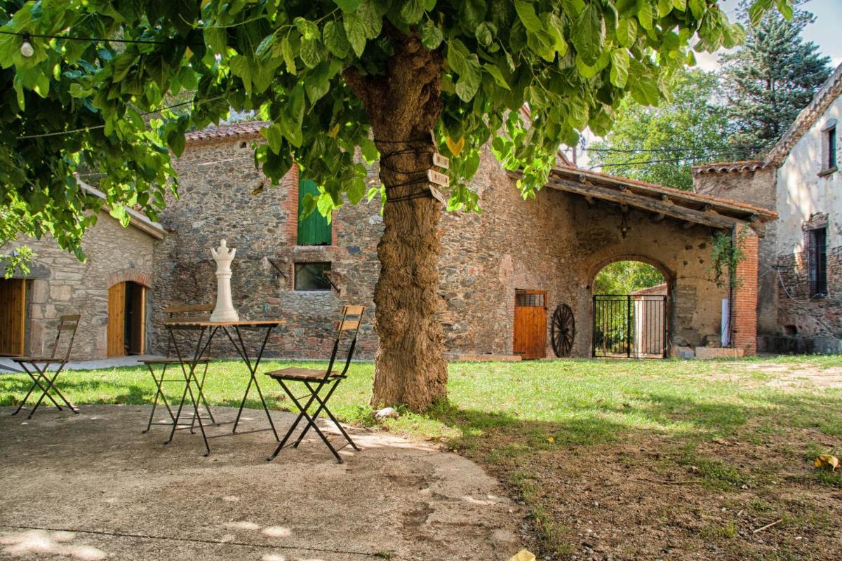 Hostal Sant Roc - Housity