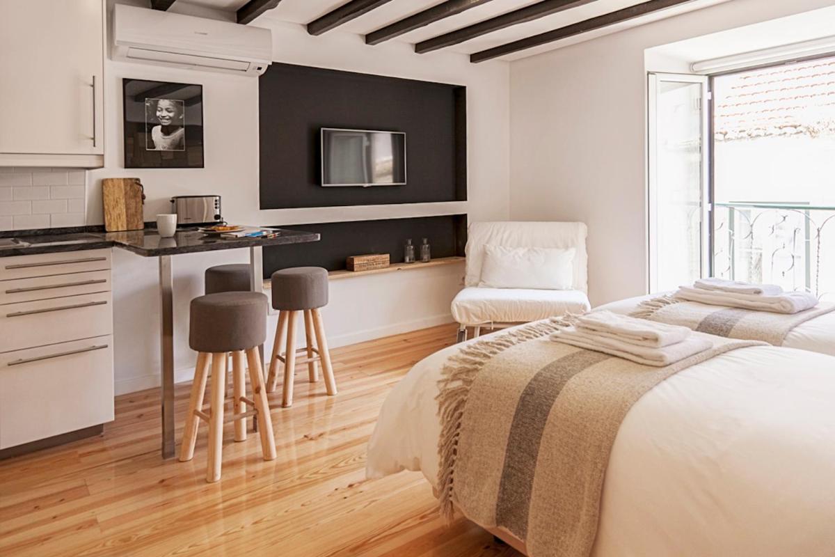 Bairro Alto Studio Apartments - by LU Holidays - Housity