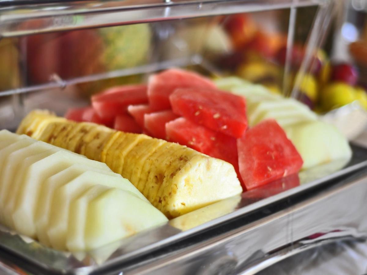 Comida en o cerca de este hotel