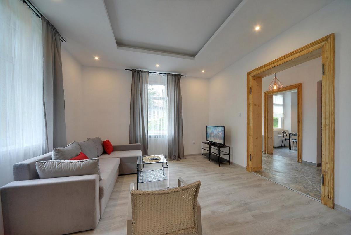 Fridays Apartments - Hizvo