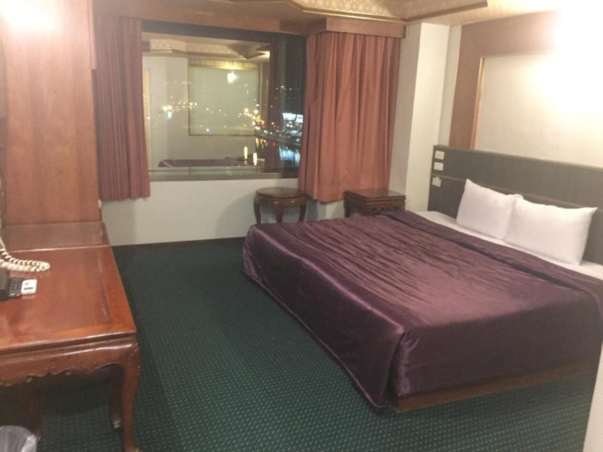 Bazhong Sentosa Hotel - Housity