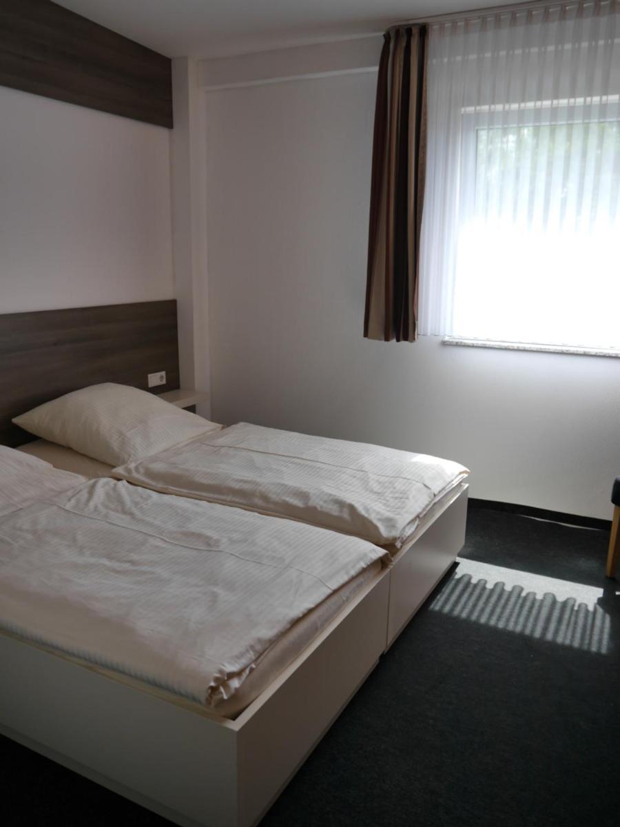 Ruhrstadtarena Hotel - Housity