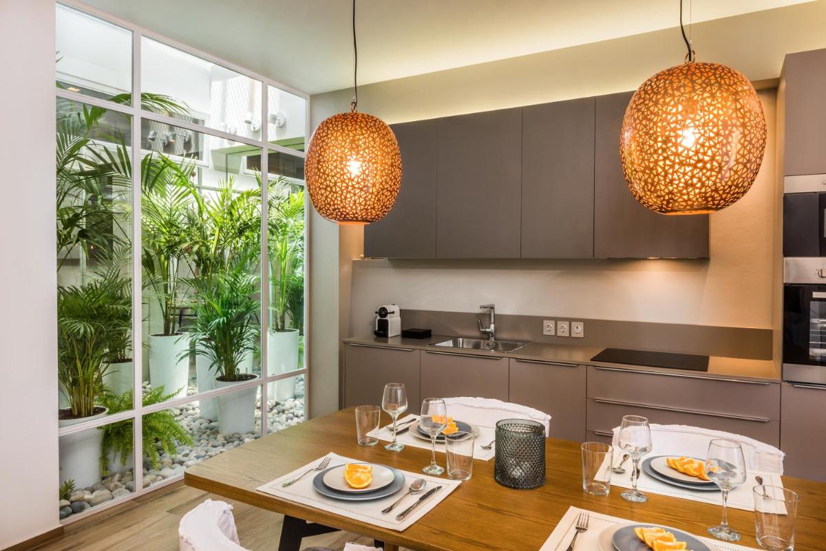 No17 Pireos Street - Housity