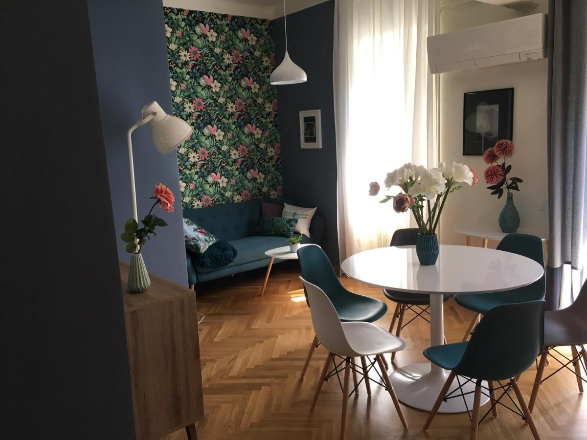 Dragon Bridge Beauty apartment - Housity