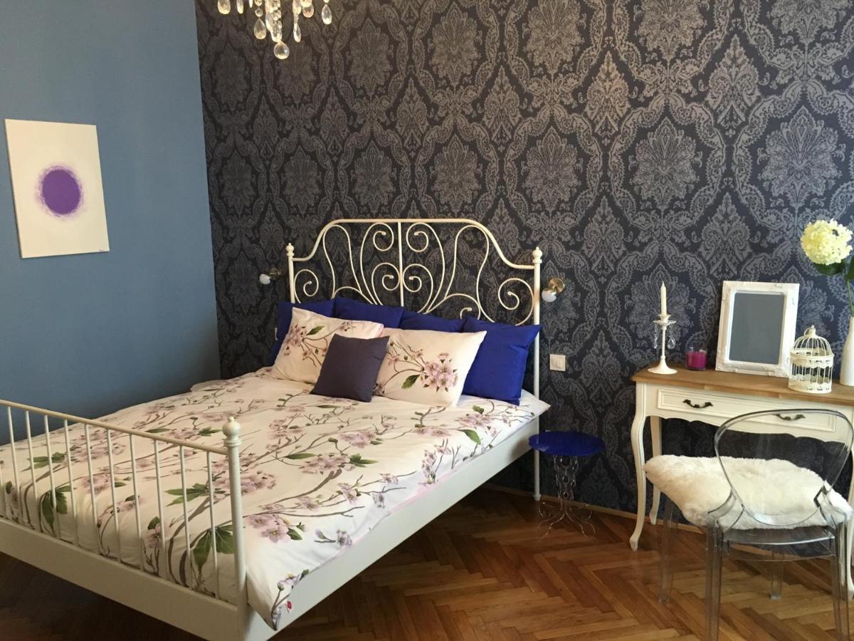 Dragon Bridge Beauty apartment - Housity