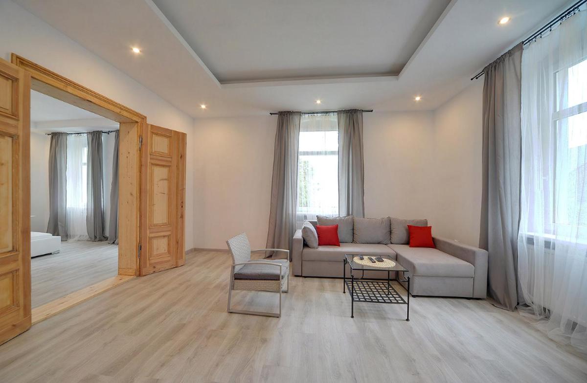 Fridays Apartments - Hizvo