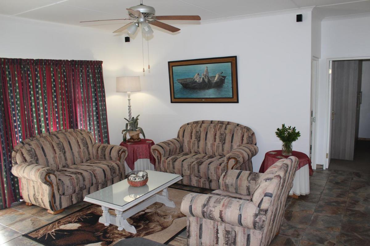 van Biljon Cottage No Loadshedding - Housity