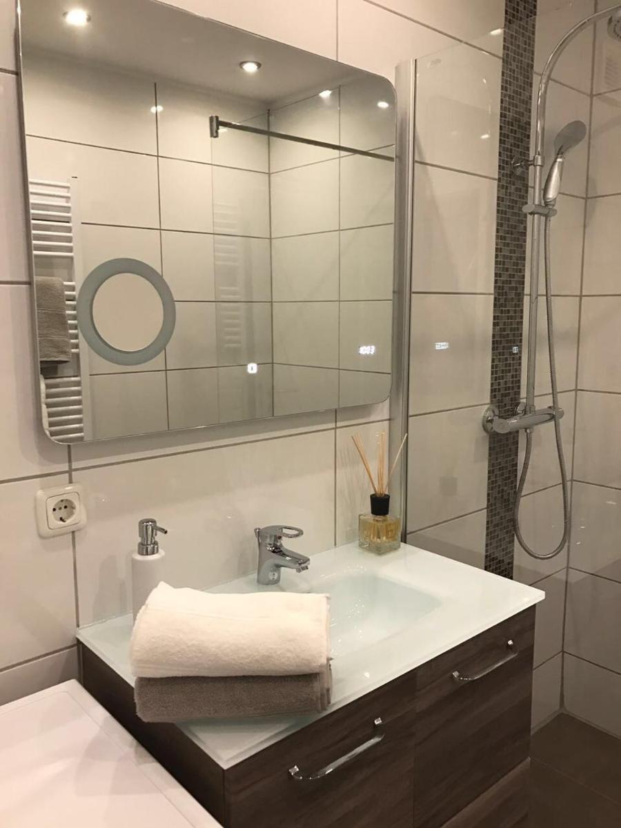 City Apartment - Hizvo