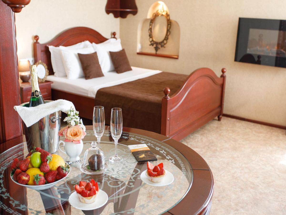 Studio De Luxe with Jacuzzi - Housity