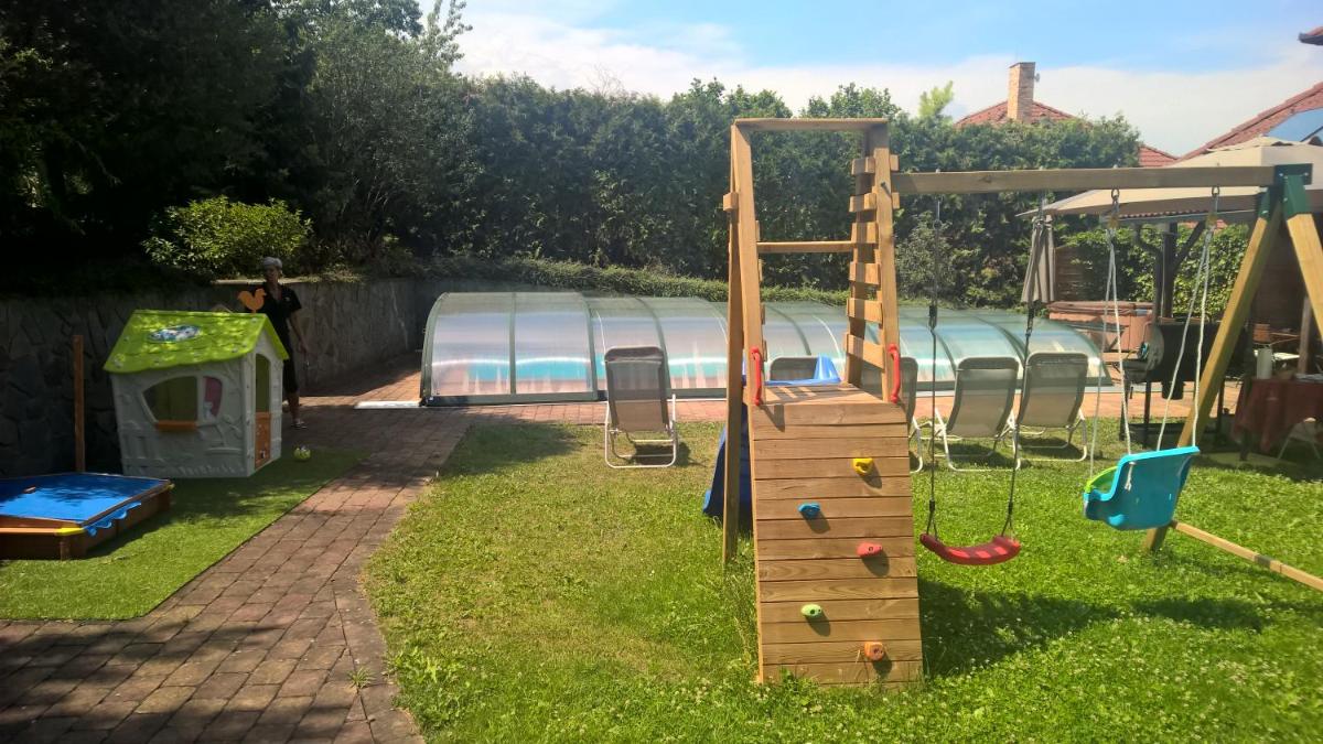 Depandance Hotel u Crlíků - Housity