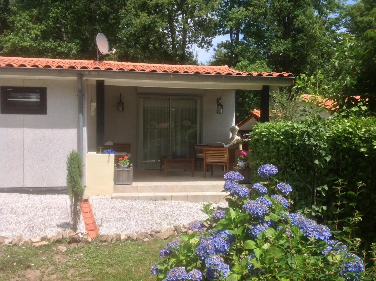 Village Le Chat - Housity
