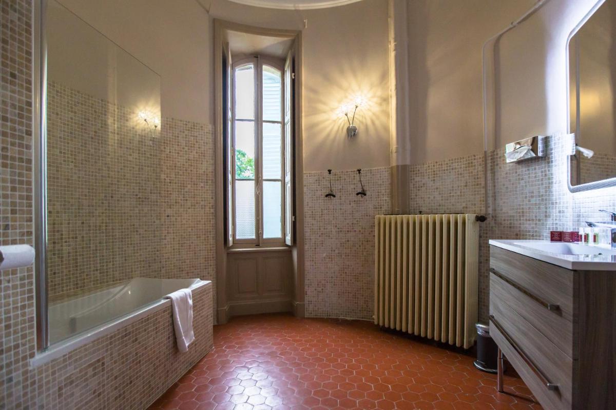 Chateau de Bournet - Housity