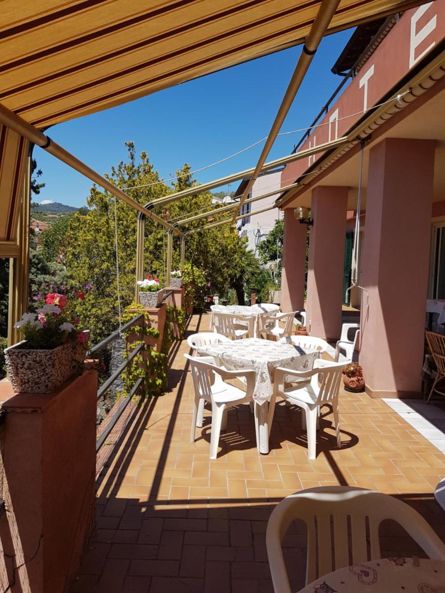 Hotel La Margherita - Housity