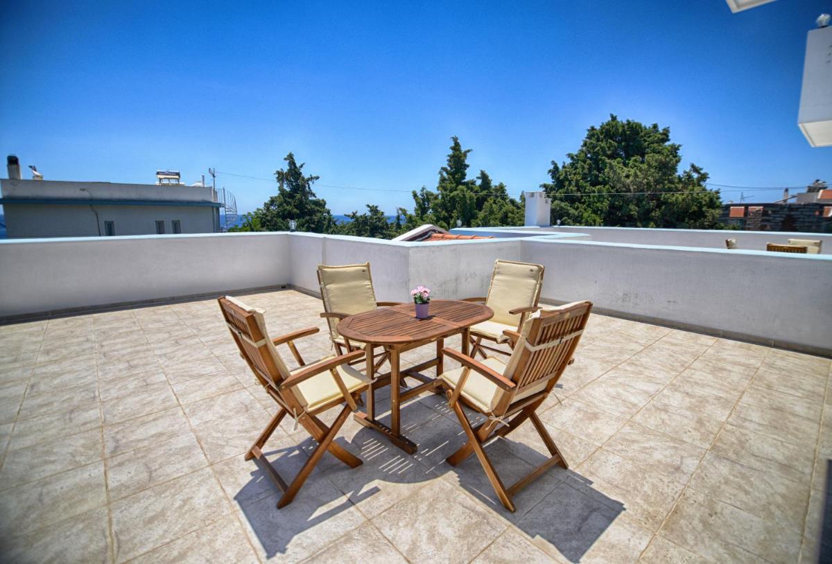 Peskesi Ikaria - Housity