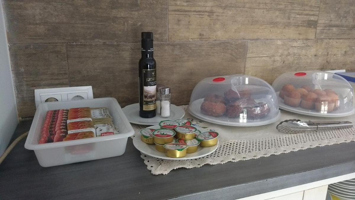Comida en o cerca de este hotel